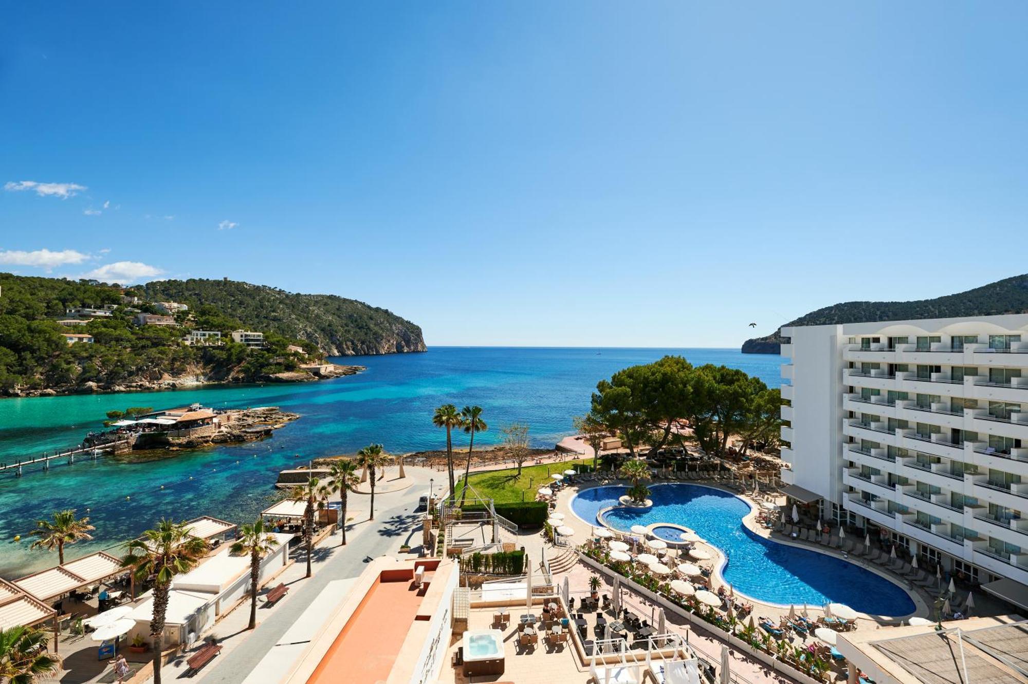 Alua Gran Hotel 4*