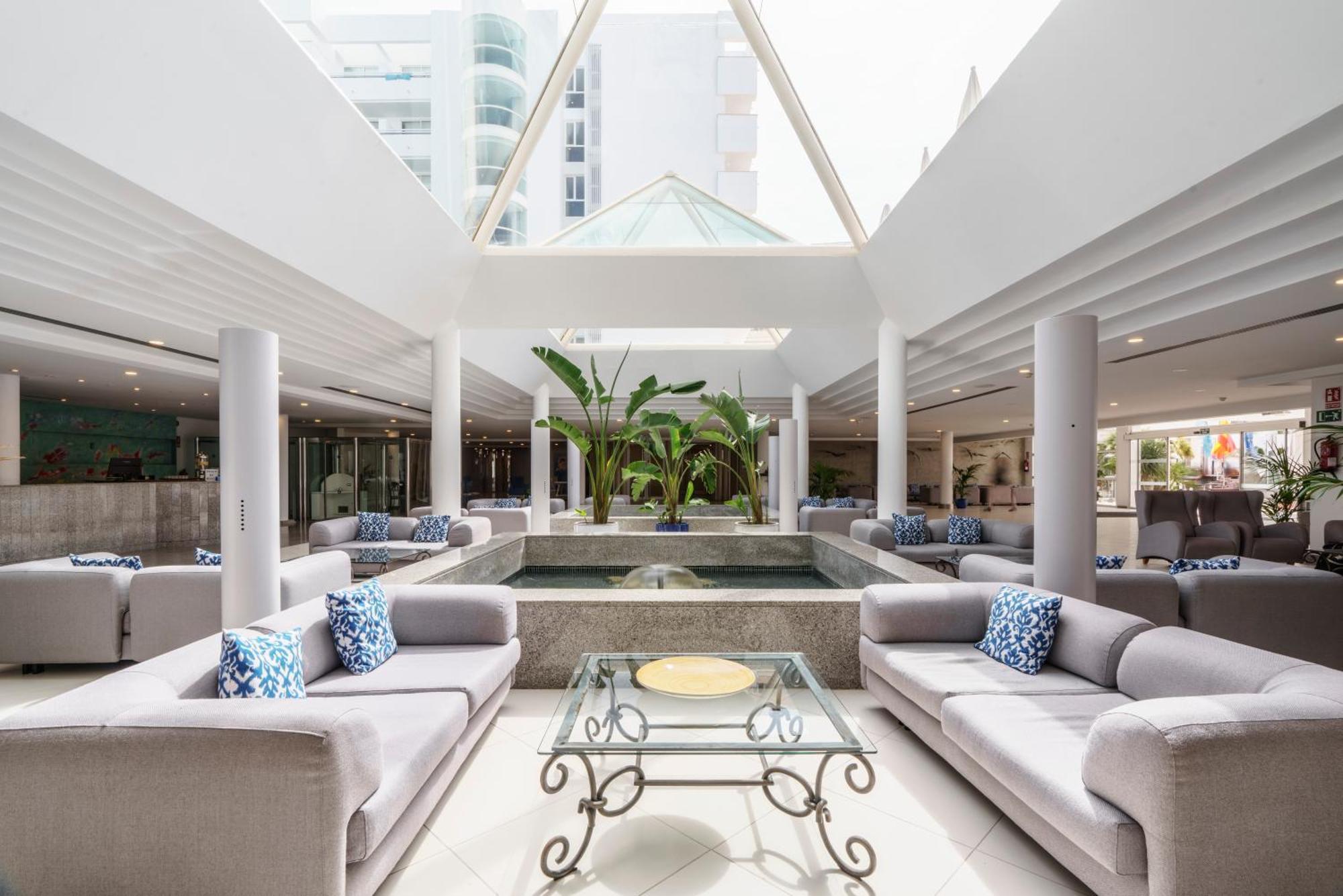 Alua Gran Hotel 4*